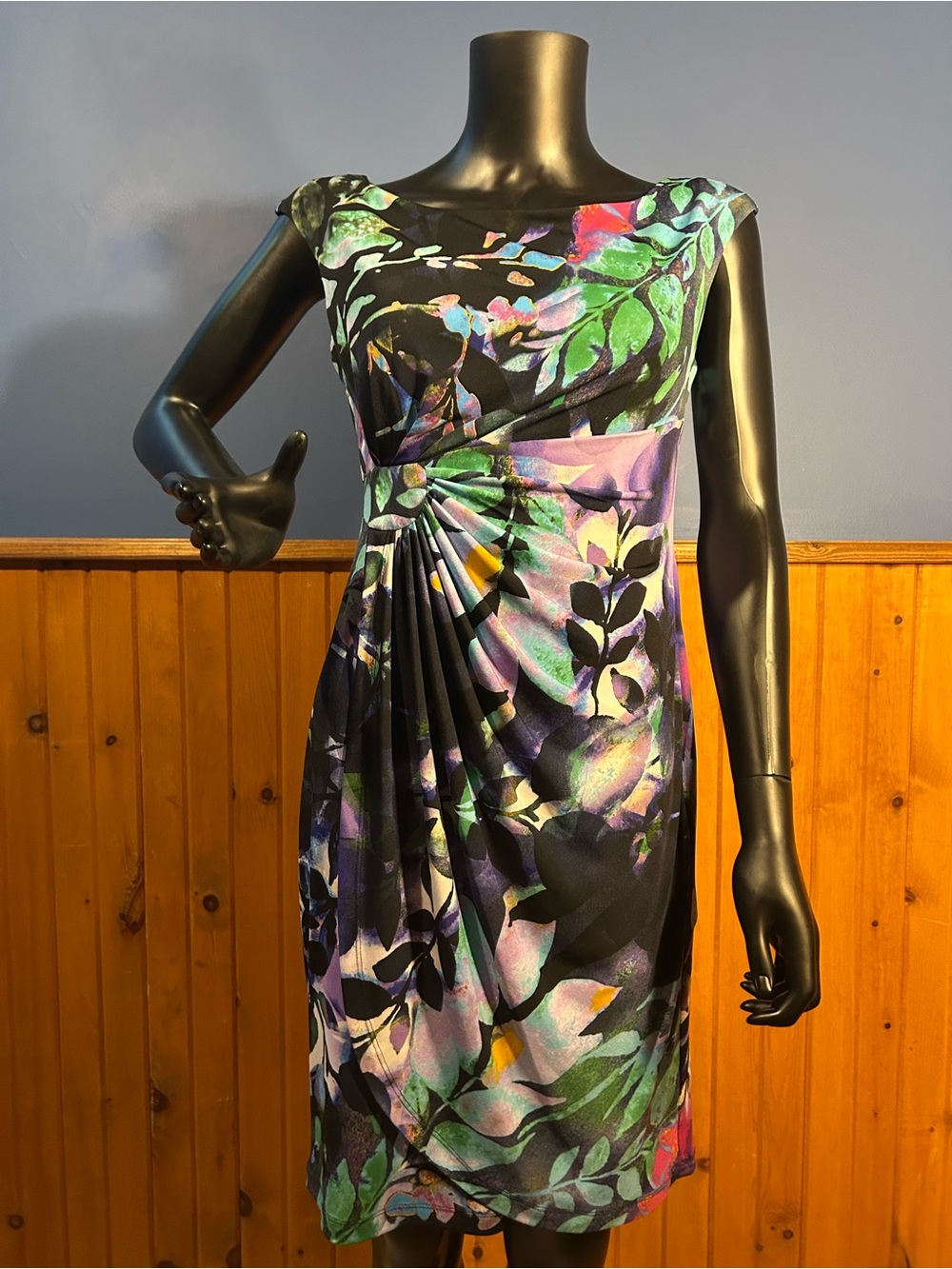 Floral Twist-Front Sheath Dress in Multicolor. Like new.